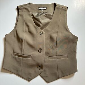 NWOT Bagatelle Collection Tan Vest Size M
